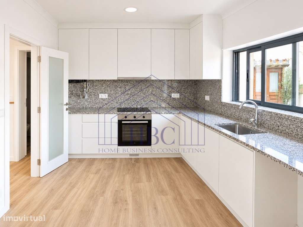 Moradia T2 Duplex Totalmente Remodelada em Vale Côvo Bombarral-0
