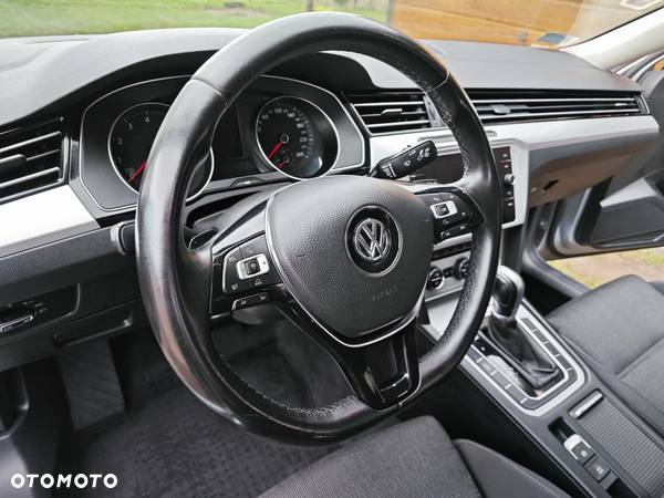 Volkswagen Passat 1.8 TSI BMT Comfortline DSG - 16