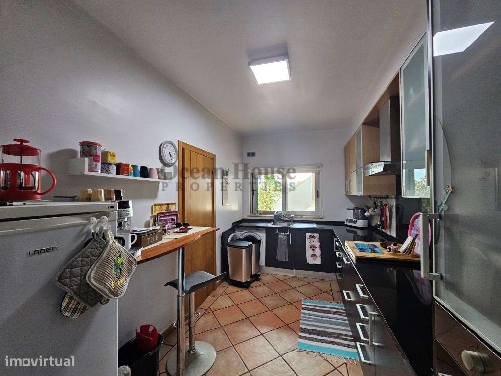 Apartamento com 3 quartos, piscina e garagem em Almancil.-8