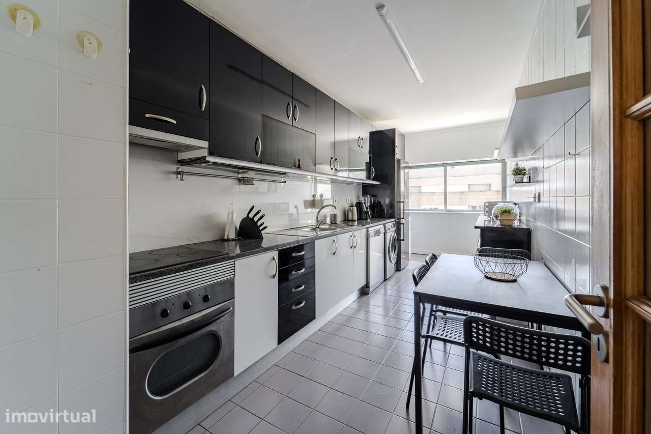 Apartamento à venda em Rua Luís Soares Barbosa 3, São Victor-8