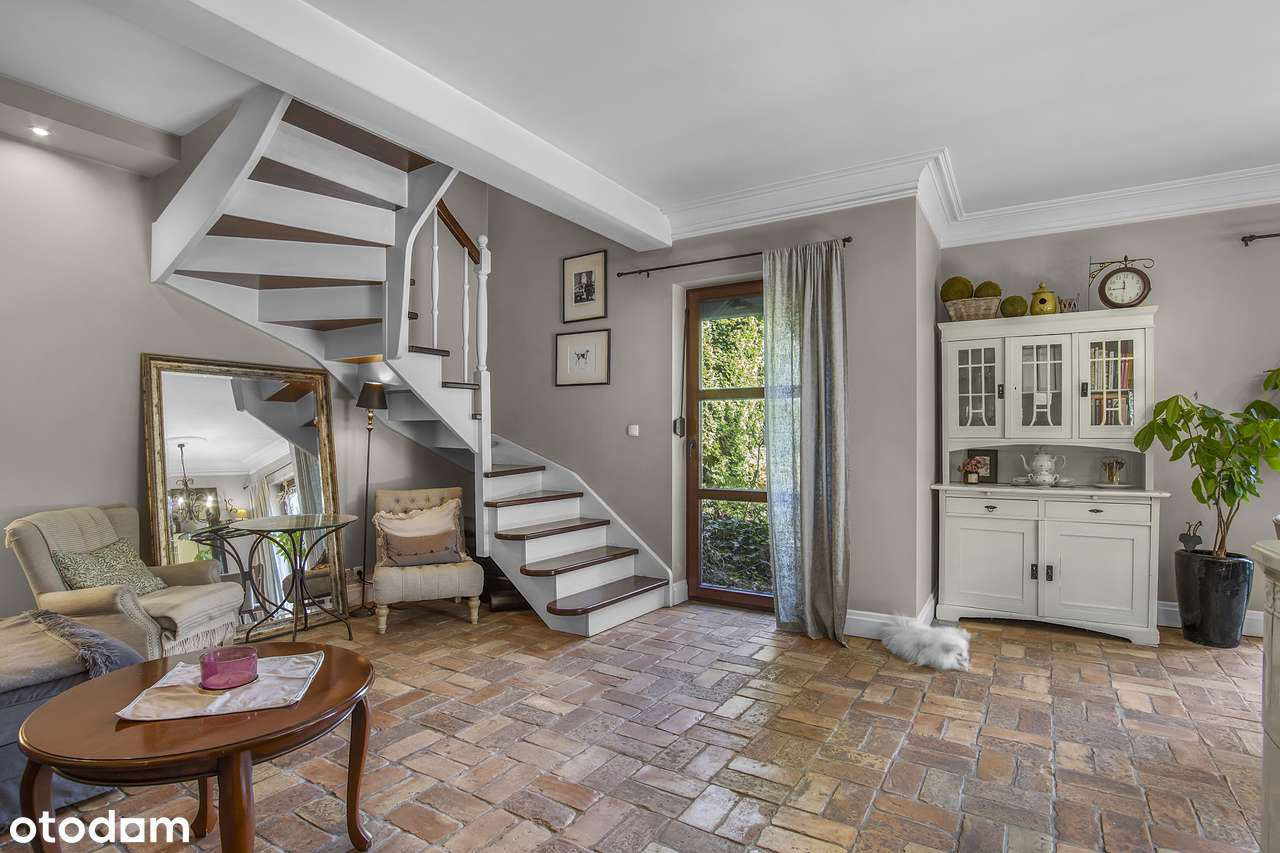 Elegancki dom – cegła, drewno, design, wyposażenie premium, duży ogród - Pełny obrazek: 4/20