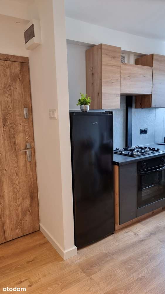 Ładne 2 – pok. m. po remoncie w świetnej lokalizacji na Ogrodach!-10