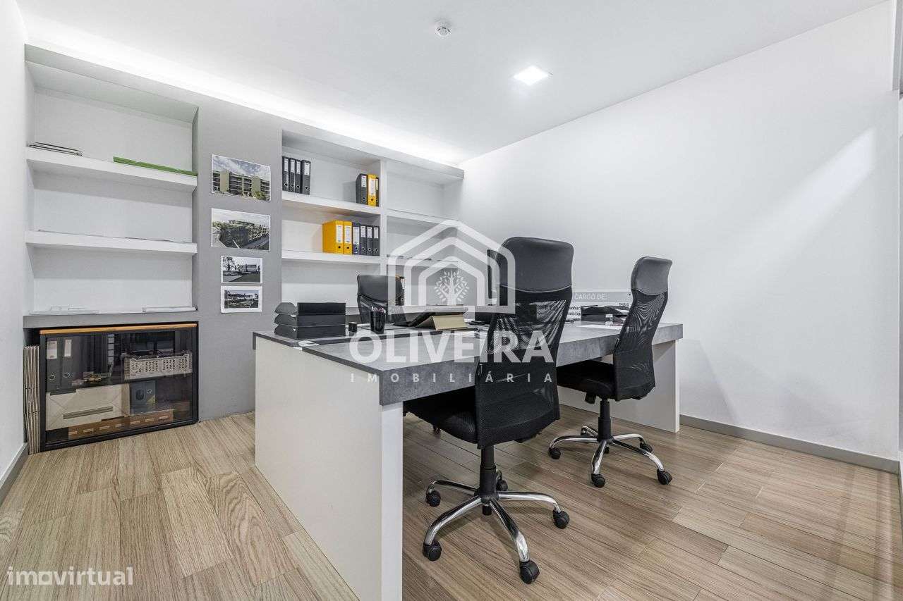 Pavilhão com escritórios - Maximinos, Braga-10