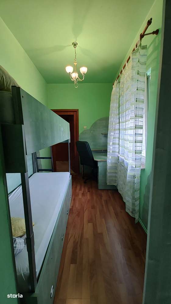 De vanzare/inchiriere apartamentin vila,zona liceul Decebal-10