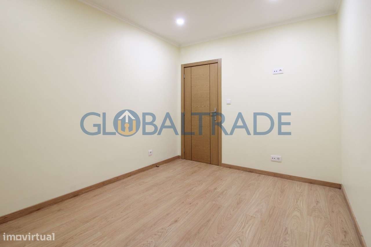 Moradia Térrea T3 totalmente renovada em Campanhã-15