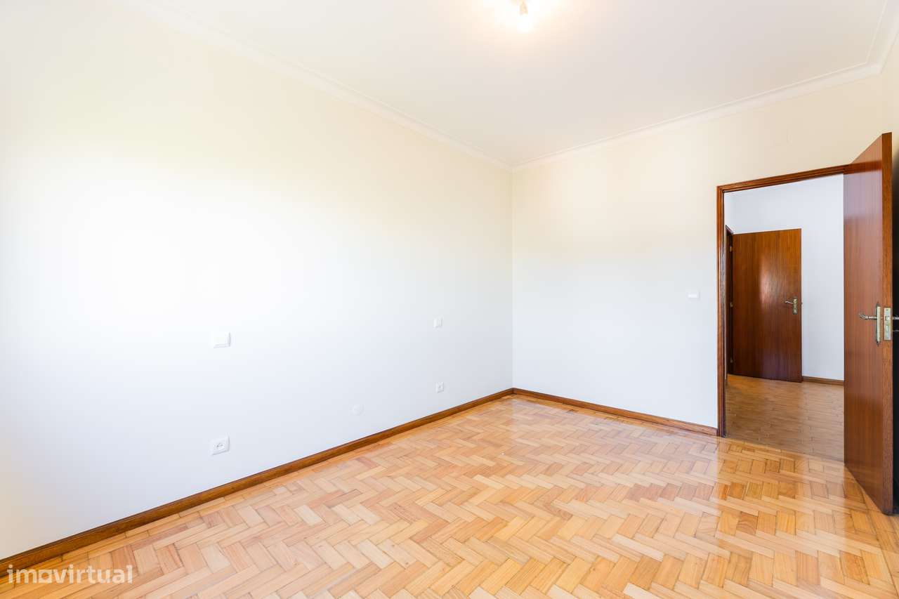 Apartamento T3 em S. Vicente-25