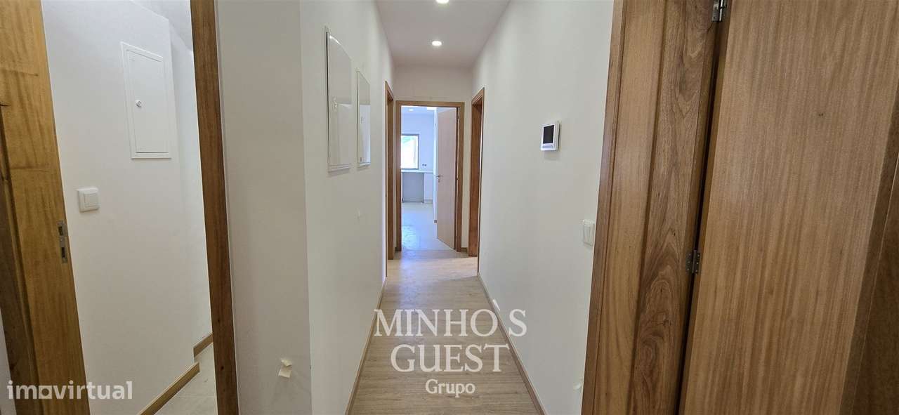 Apartamento T3 Novo c/ garagem no centro de Braga - Braga-9