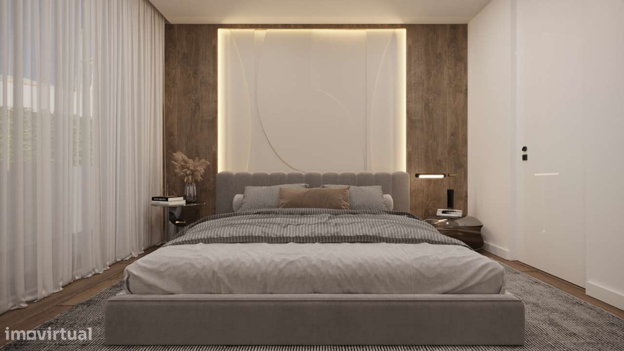 Moradia independente T5 – À praia da Madalena-13