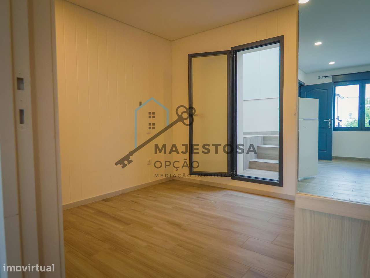 Moradia com 4 Apartamentos T1 — Gualtar, Braga-19