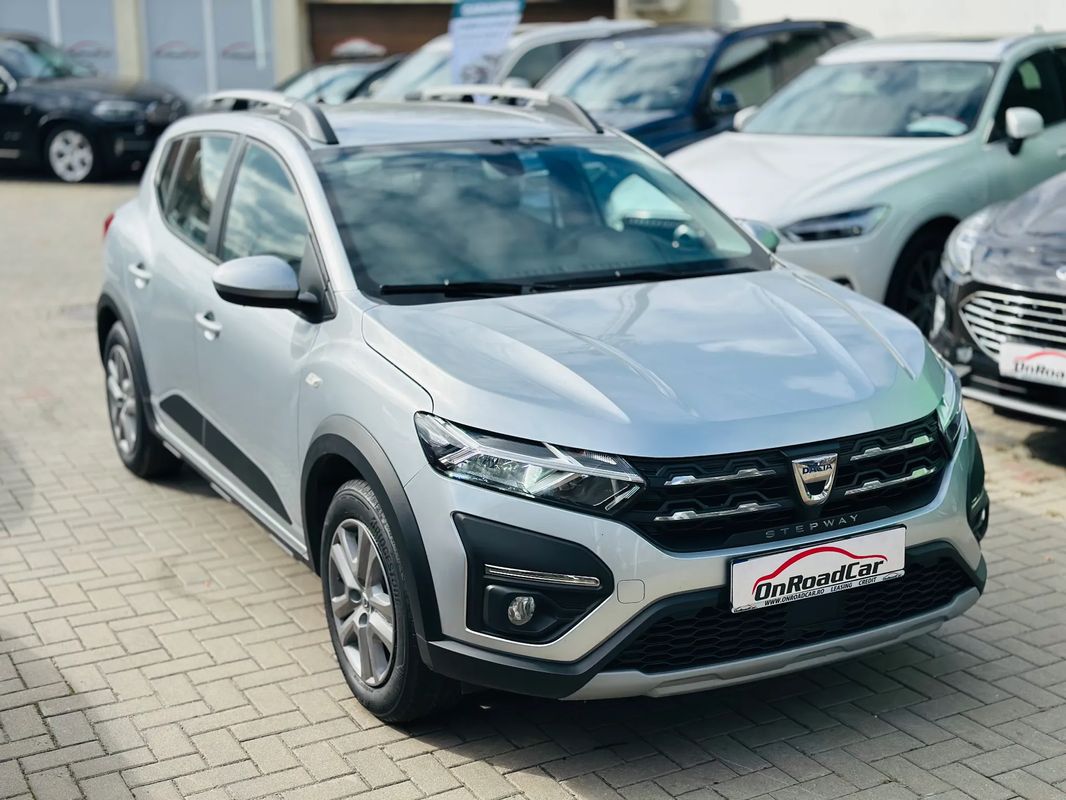 Dacia Sandero Stepway TCe 90 MT6 Comfort - 2