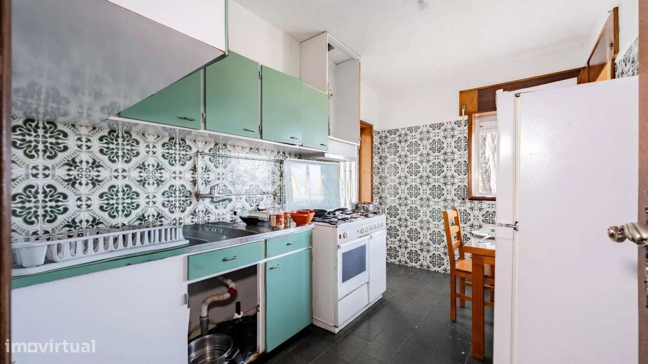 Exclusiva Moradia T4 com 556m² e 1.000m² de Terreno-18