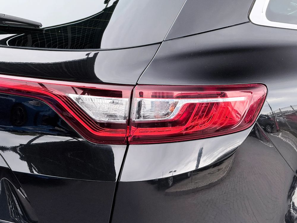 Renault Megane 1.3 Tce Fap Limited Edc 2019 — zdjęcie 5