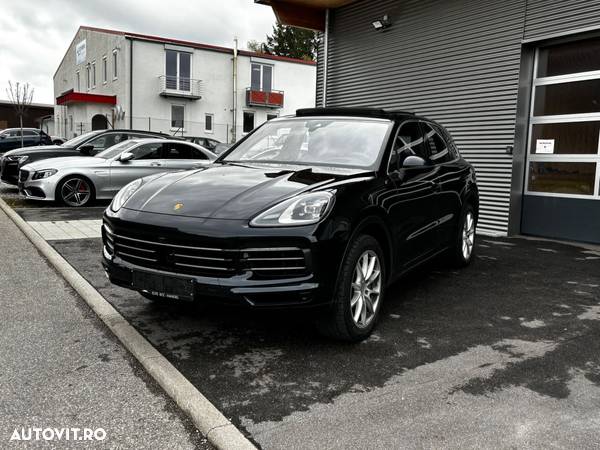 Porsche Cayenne - 3