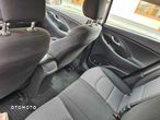 Hyundai I30 1.5 DPI Classic + - 10