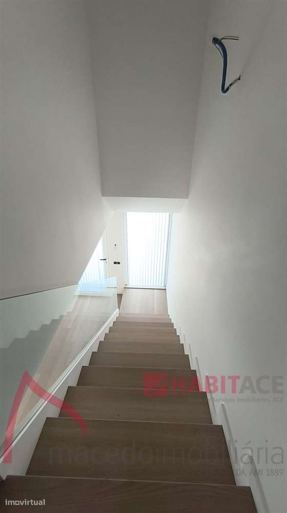 MORADIA T3 A VENDA | CONFORTO, DESIGN E QUALIDADE EM PÓVOA DE LANHOSO,-9