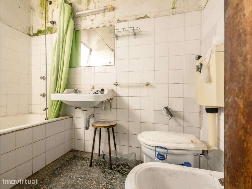 Apartamento T2 no centro da Figueira da Foz-16