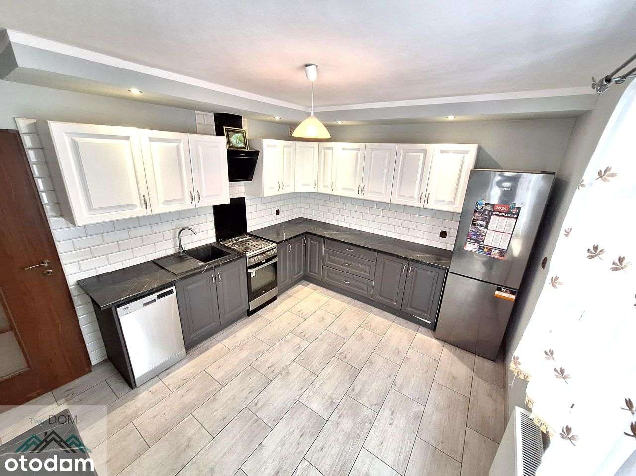 Dom z zabudowaniami Bolesław-5