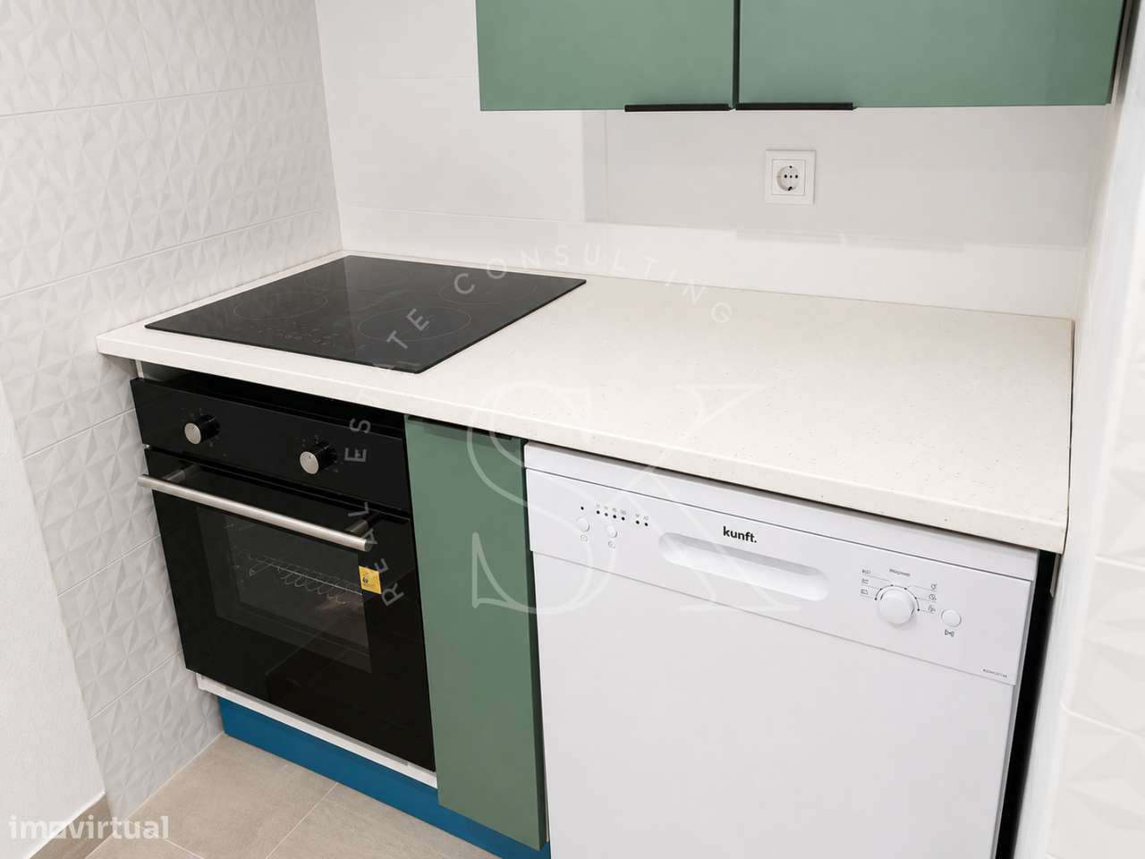 Moradia T2+1 Totalmente Renovada em Cabeção, Mora-4