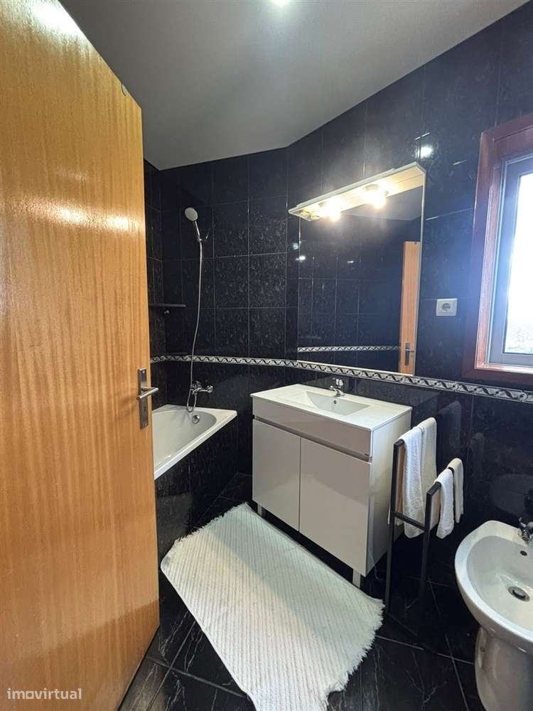 Apartamento T2 Venda em Canelas,Penafiel-36