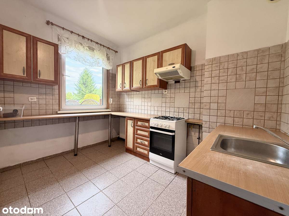 Dom z ogrodem, garaż, działka 827m2 - ul. Norwida-8