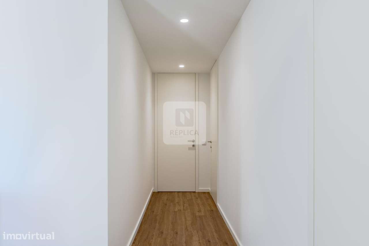 Penthouse T4 com Vista Panorâmica no Centro de Vila Nova de Gaia-20