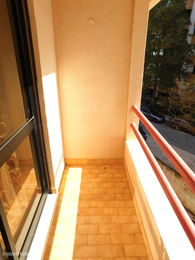 Apartamento T3 - Cascais (Guia/Bairro do Rosário)-17