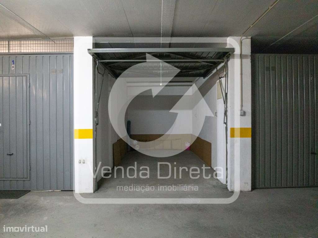 Apartamento T3 em Setúbal com box e vista para Serra da Arrábida-40