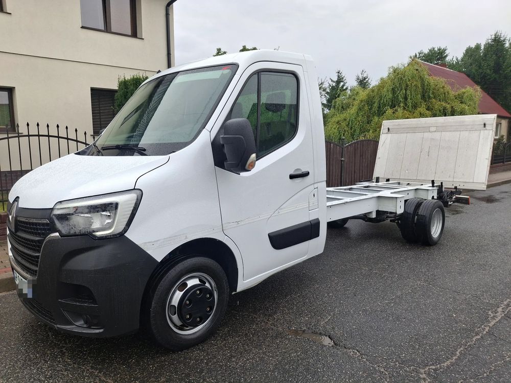 Renault Master 2023