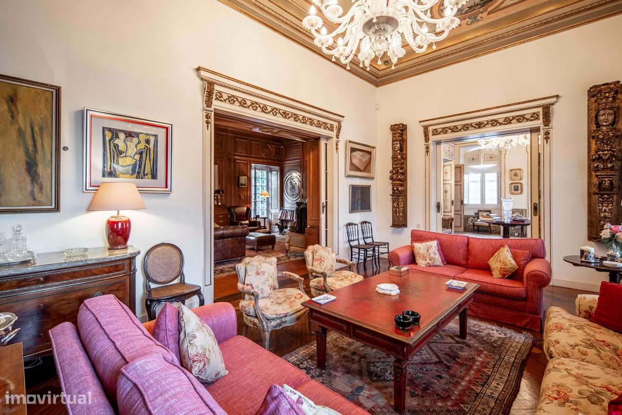 Palacete em excelente estado de conservação, Lisboa-25