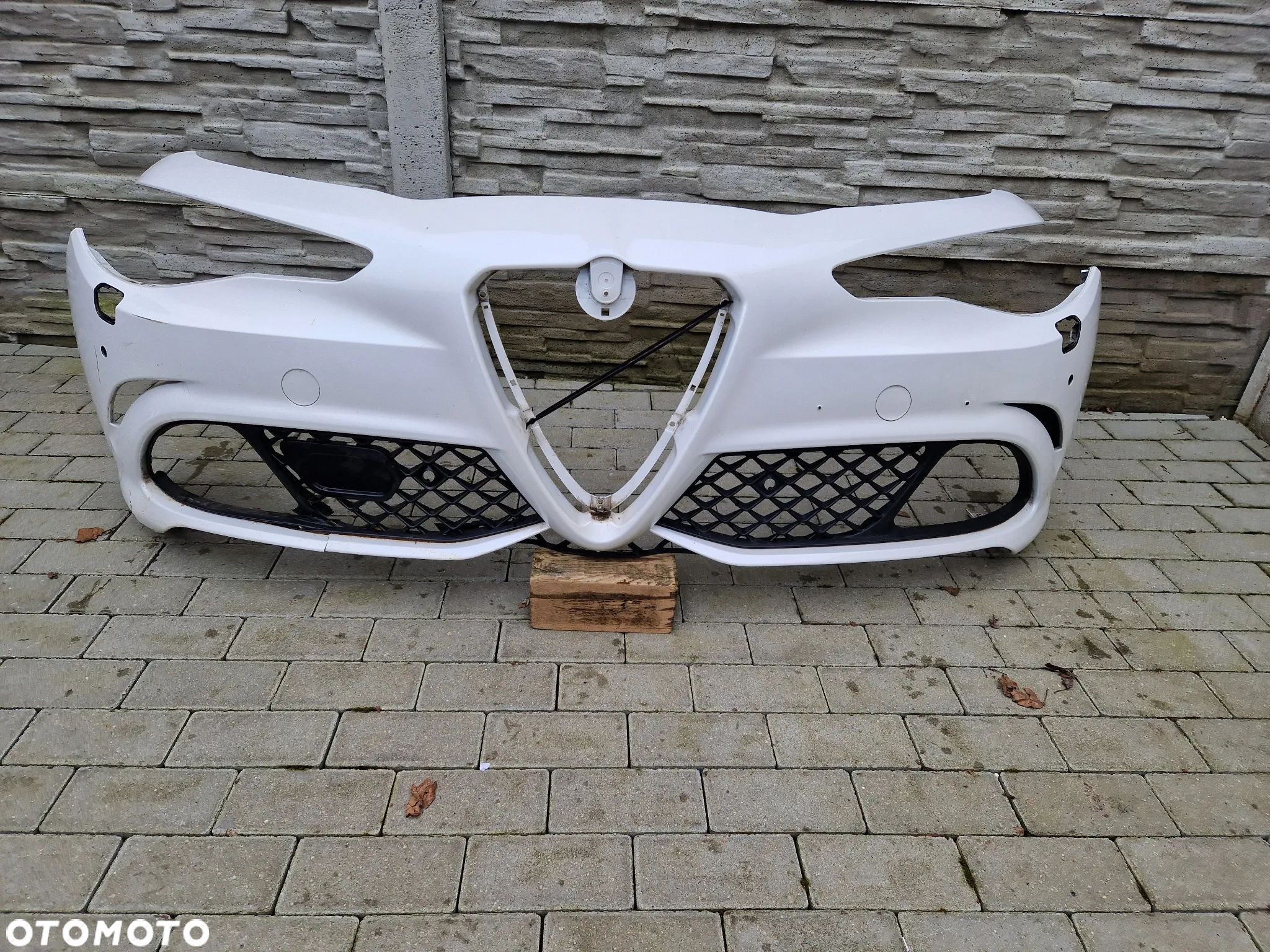 Zderzak Alfa Romeo Giulia Quadrifoglio qv - 1