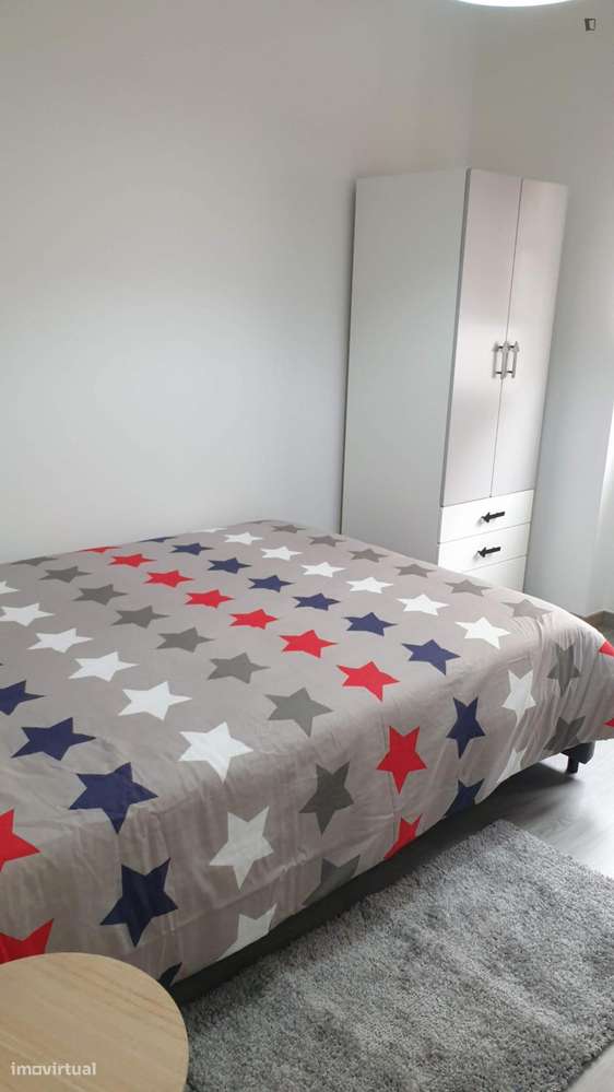 Quarto - localizado em Lisbon - Grande imagem: 2/10