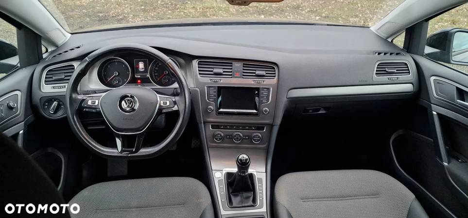 Volkswagen Golf VII 1.6 TDI BMT Comfortline - 15