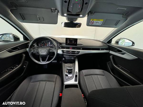 Audi A4 2.0 TDI quattro S tronic Sport - 25