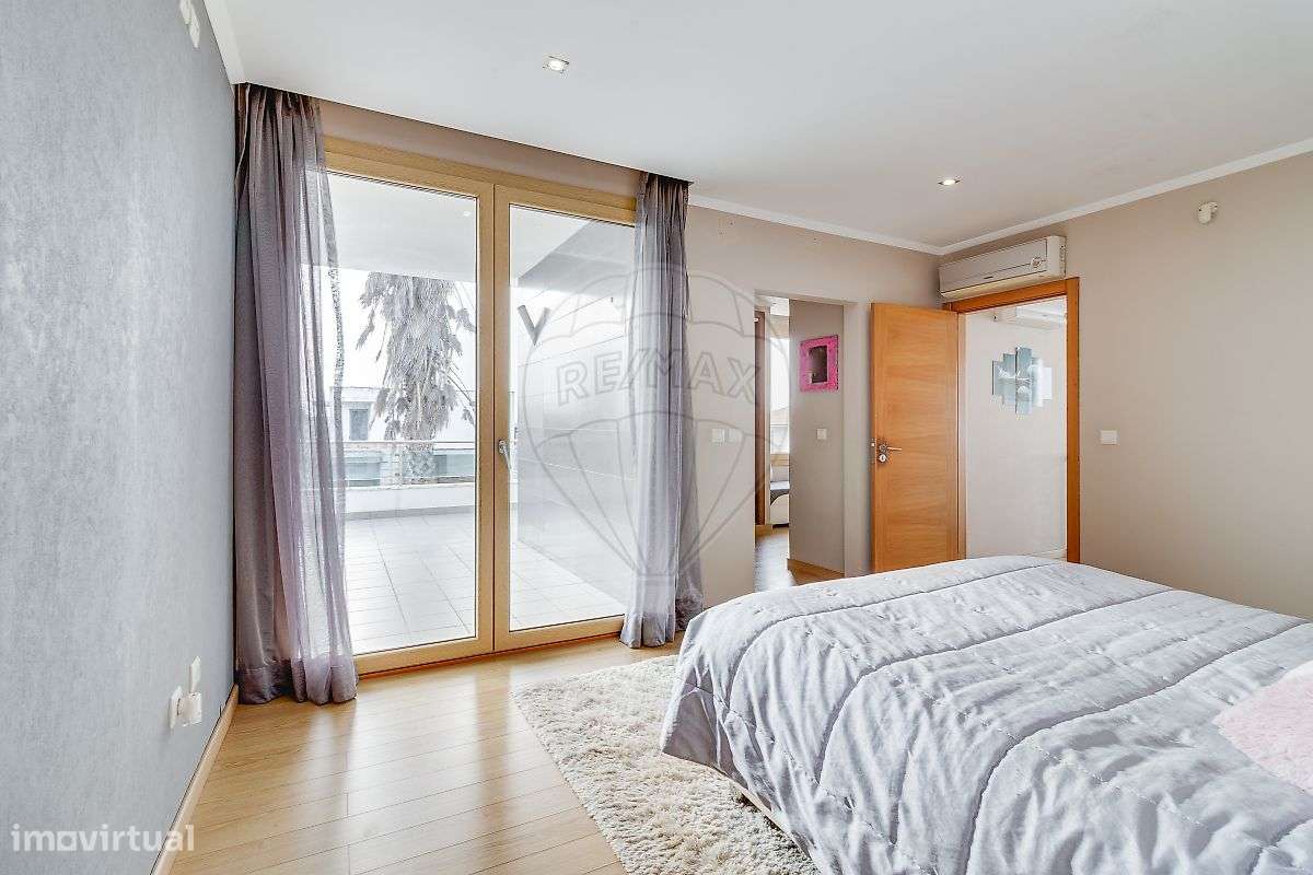 Moradia T4 para venda-19