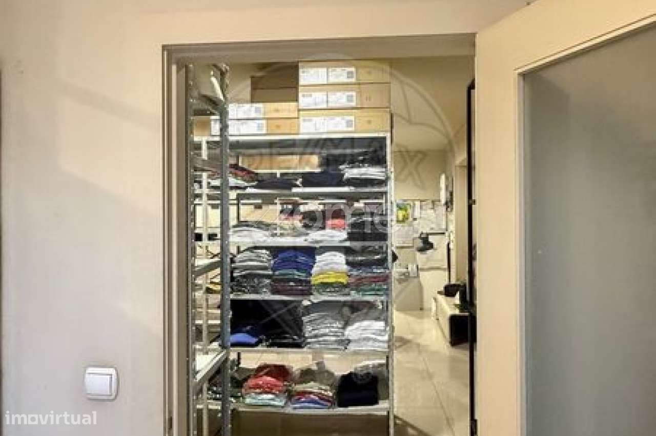 À Venda Prédio com-12