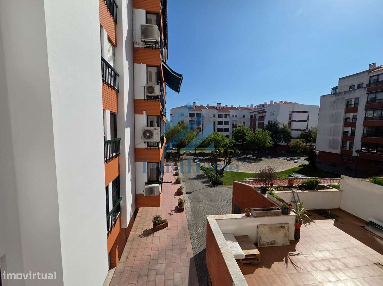 T4 em Oeiras perto do Parque dos Poetas e a 5 km da praia-9