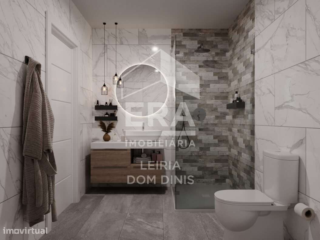 Casa geminada nova com piscina, garagem e jardim-14