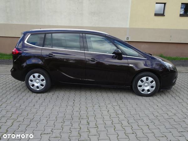 Opel Zafira - 10