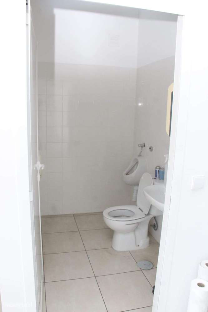 Armazém Industrial com Excelente Localização em Braga-31