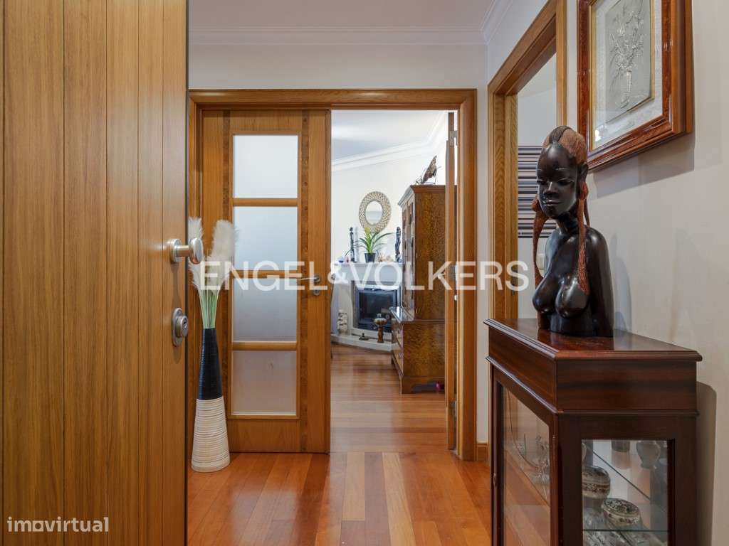 Espaçoso T4 em São Domingos de Rana - Grande imagem: 5/36