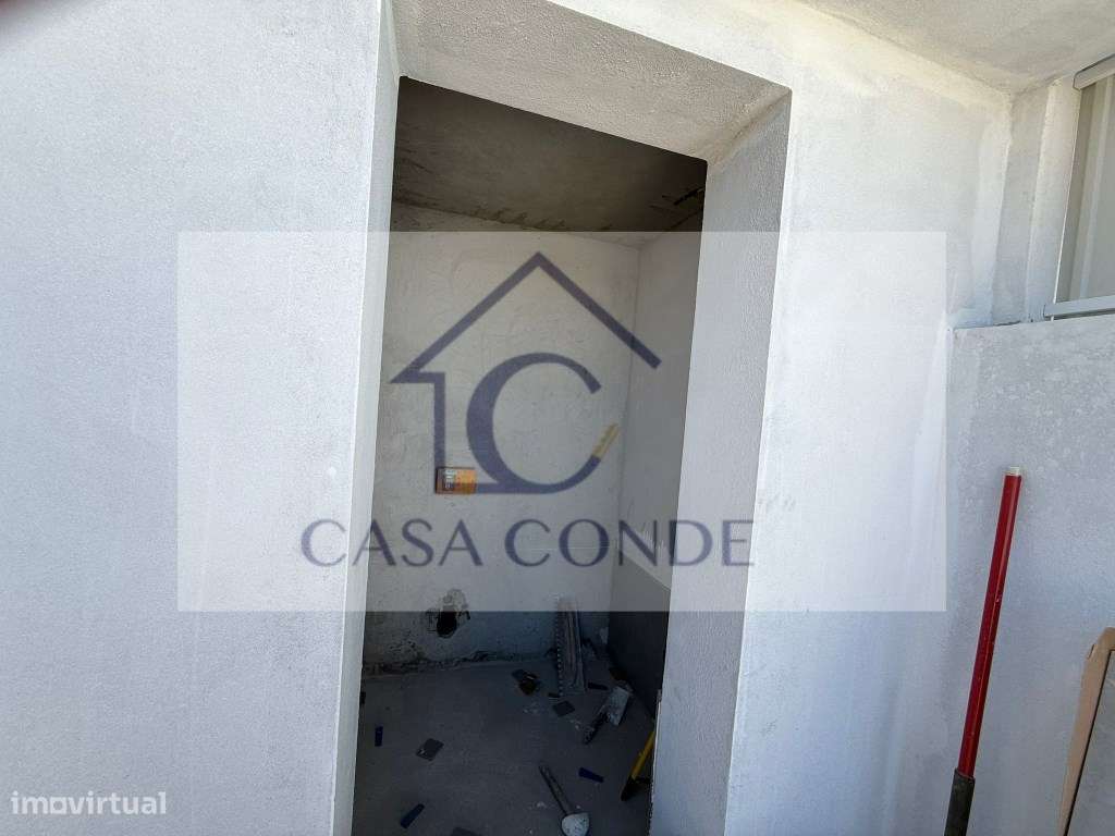 Moradia T4 Isolada Duplex em Azeitão com Piscina e Excelentes Acaba...-20