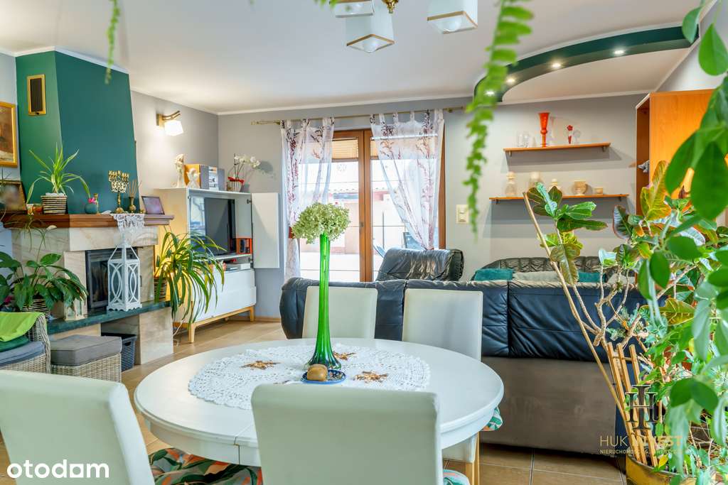 Dom z osobnym mieszkaniem-5