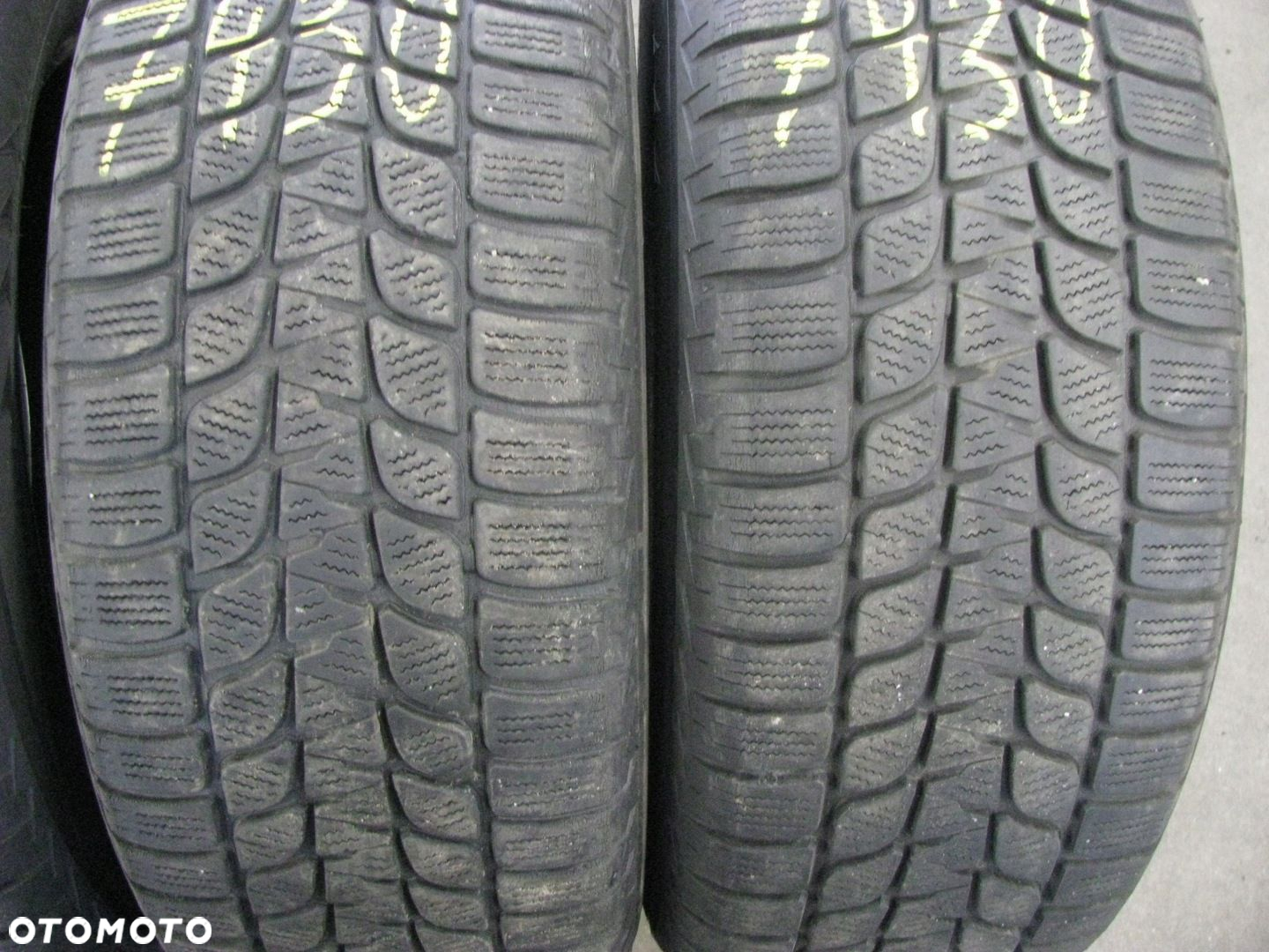 BRIDGESTONE BLIZZAK LM-25 235/60R17 102H 4 szt. - 2