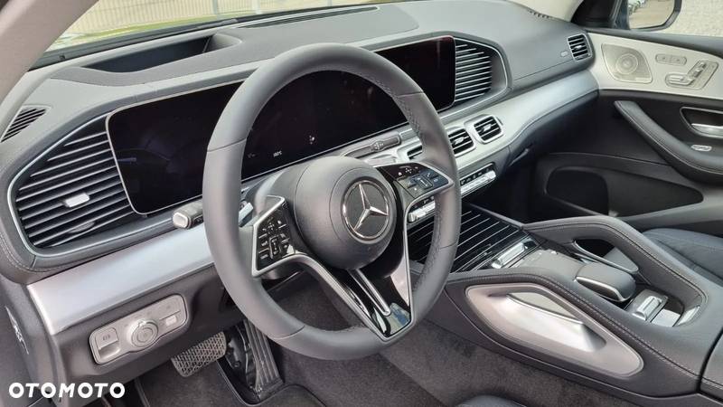 Mercedes-Benz GLE Coupe 300 d 4-Matic Premium Plus - 22