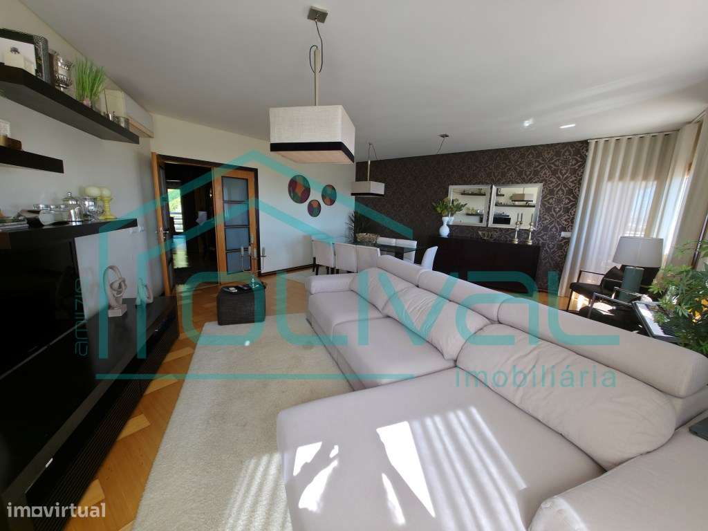 Magnífico T3 com BOX e arrecadação, em Vila Franca de Xira-4