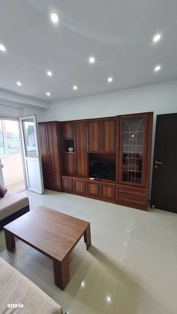 Apartament cu 2 camere Romana - Universitate *Tip studio - Imagine principală: 4/7