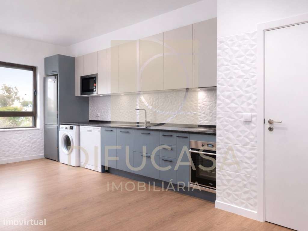 R260_Apartamento T3 Central no Feijó-5