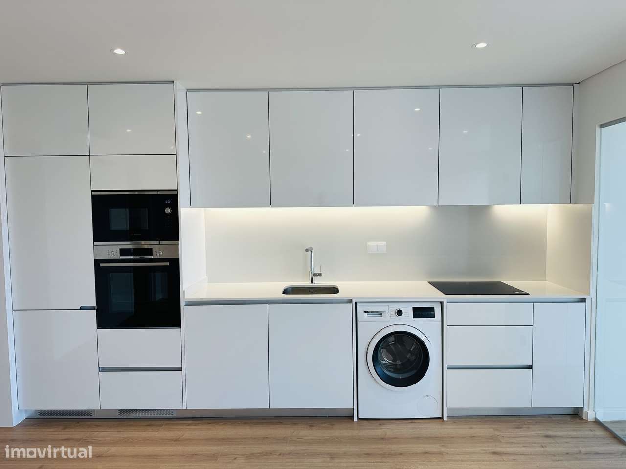 T2 luminoso com 2 estacionamentos (última fração disponível)-1