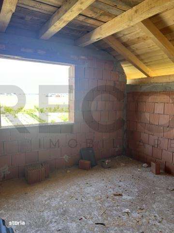 RECO, Casa la rosu, cu toate utilitatile, Zona Cihei, Bihor - Imagine principală: 4/15