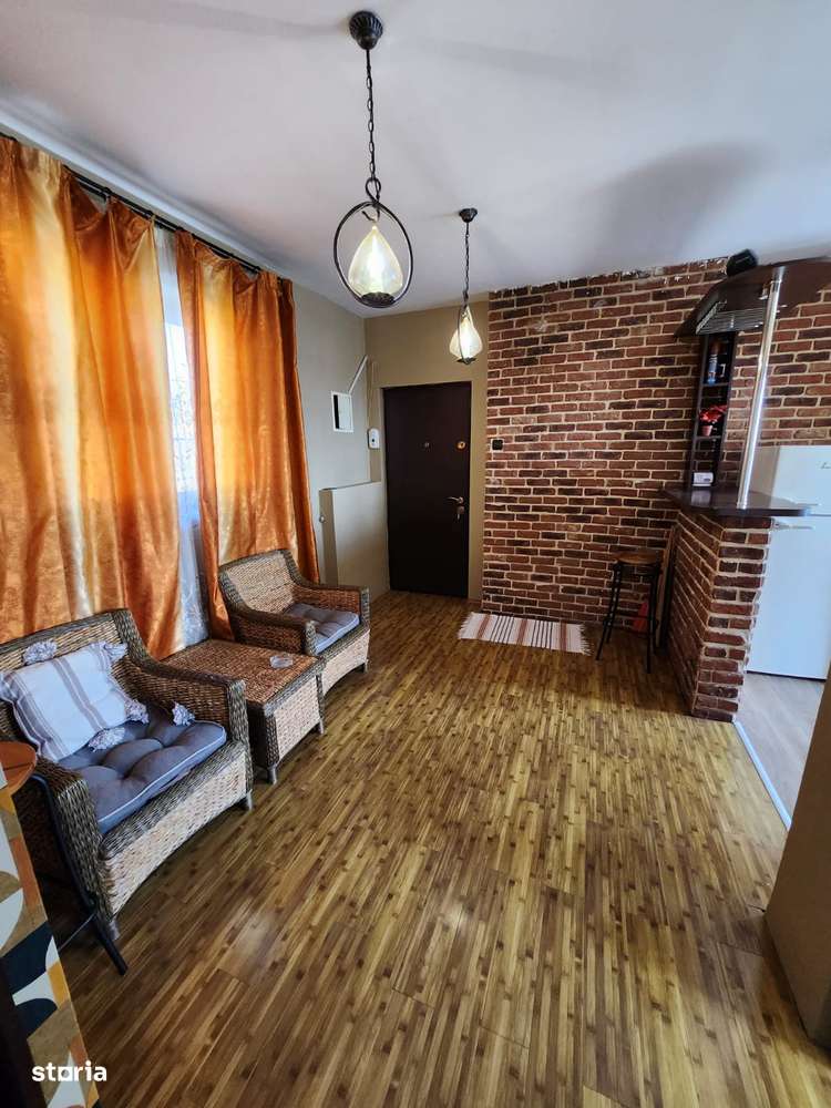 Ultracentral Ploiesti strada Tache Ionescu garsoniera 45 mp - Imagine principală: 3/8